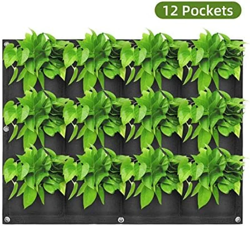 Bolsas de cultivo LITLANDSTAR colgadas en reja de balcón con plantas aromáticas en cada bolsillo